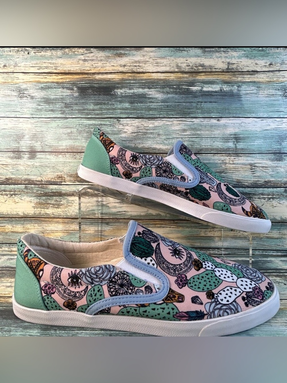 Inkkas Womens Nopal Slip On Sneakers Size 13 Green Pink Cactus Sculls Moon Flats
